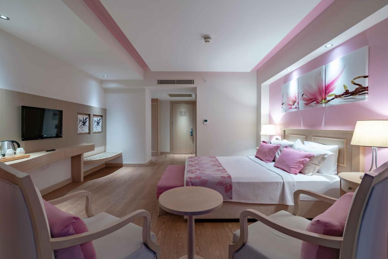 Hotel Royal Teos Thermal Clinic & - Halal