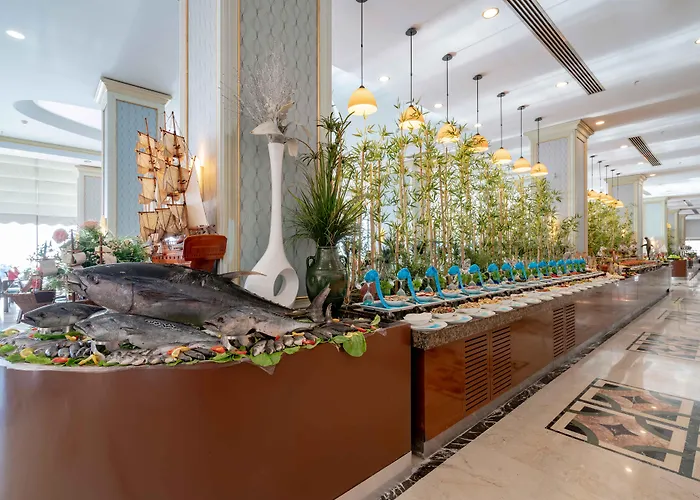 Royal Teos Thermal Resort Clinic & Spa - Halal Hotel