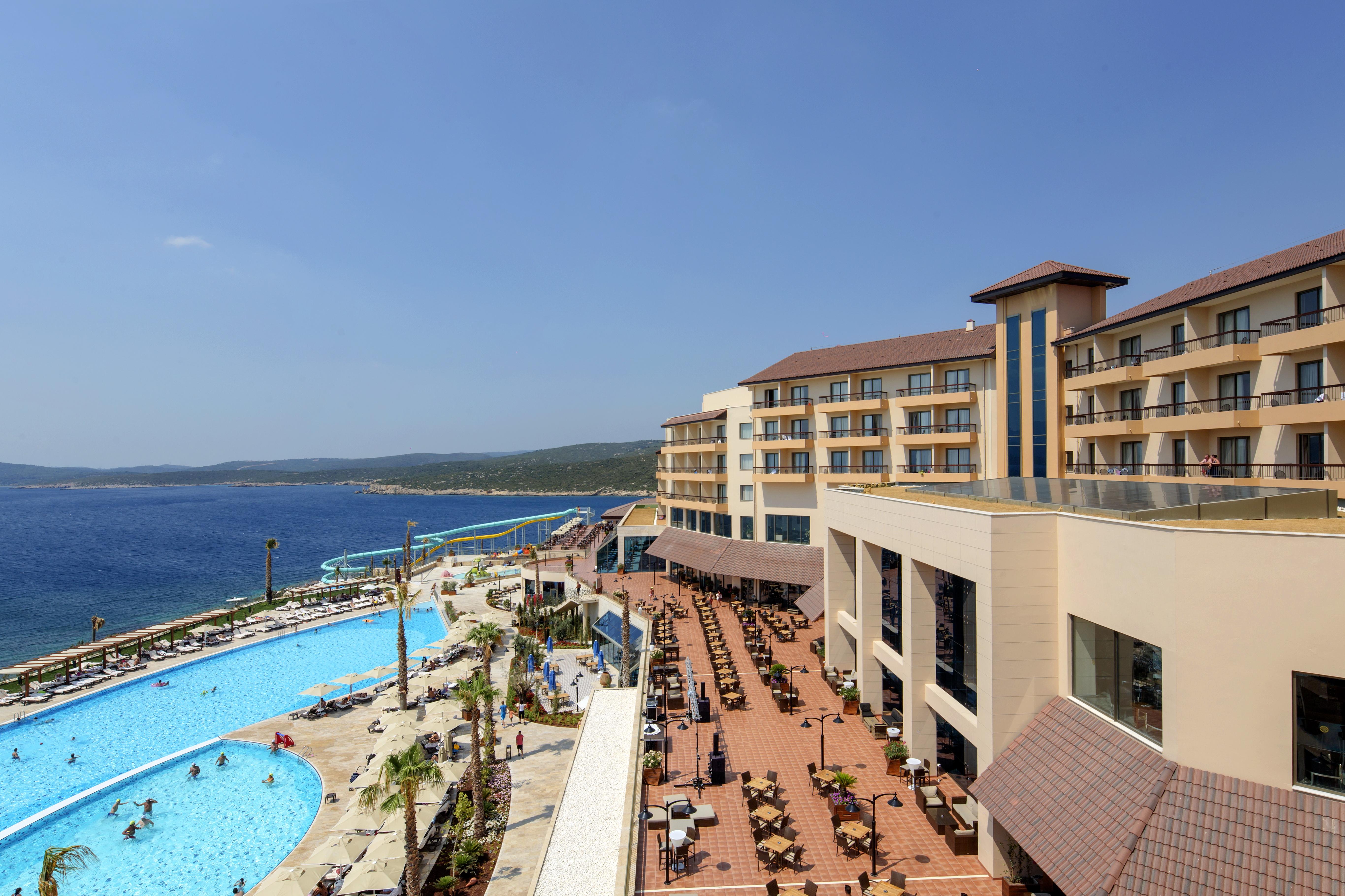 Royal Teos Thermal Clinic & - Halal Hotel