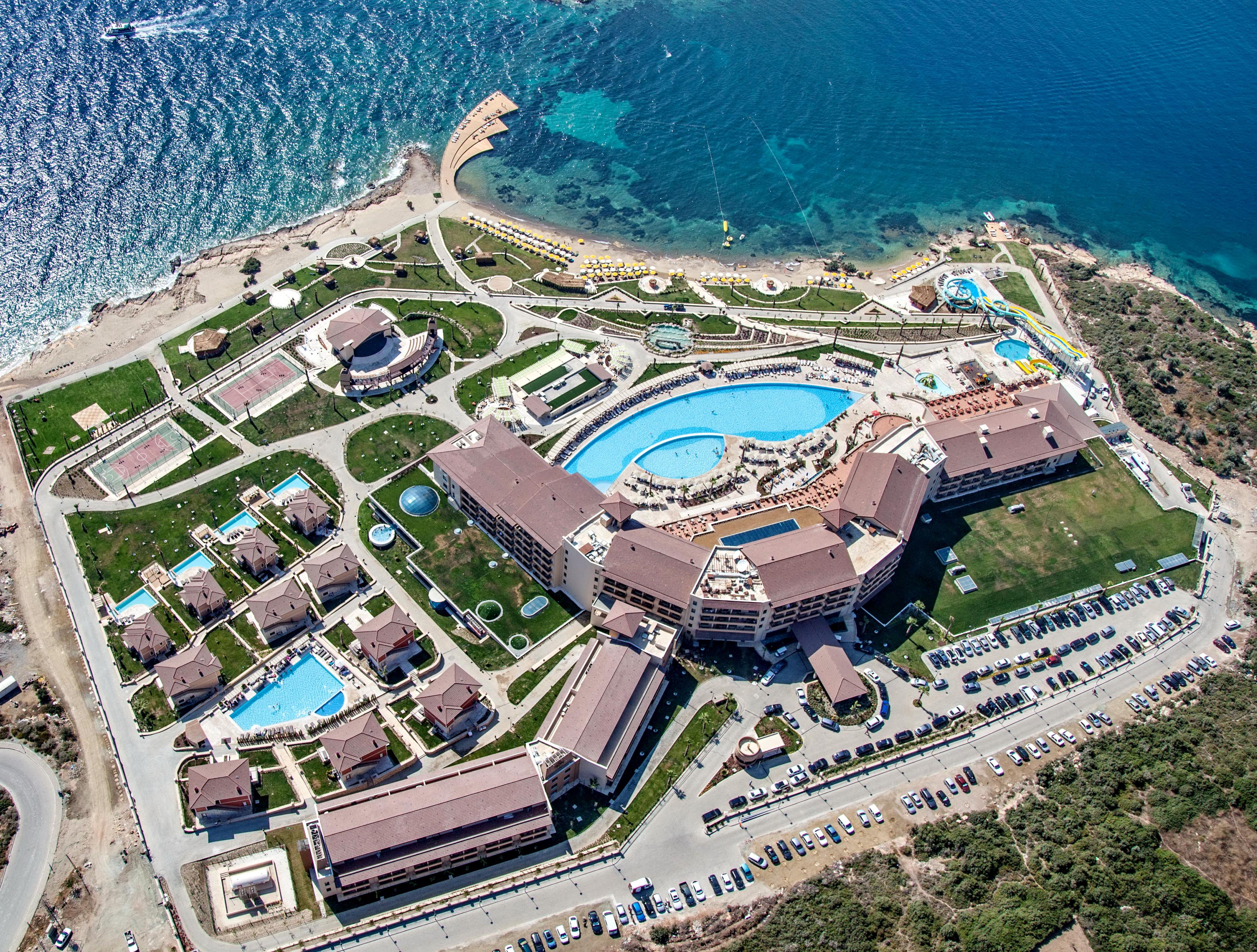 Royal Teos Thermal Clinic & - Halal 5*